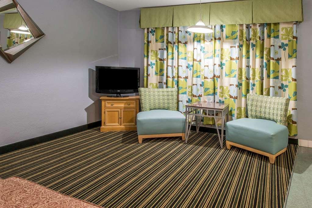 Rodeway Inn & Suites Winter Haven Chain Of Lakes Camera foto